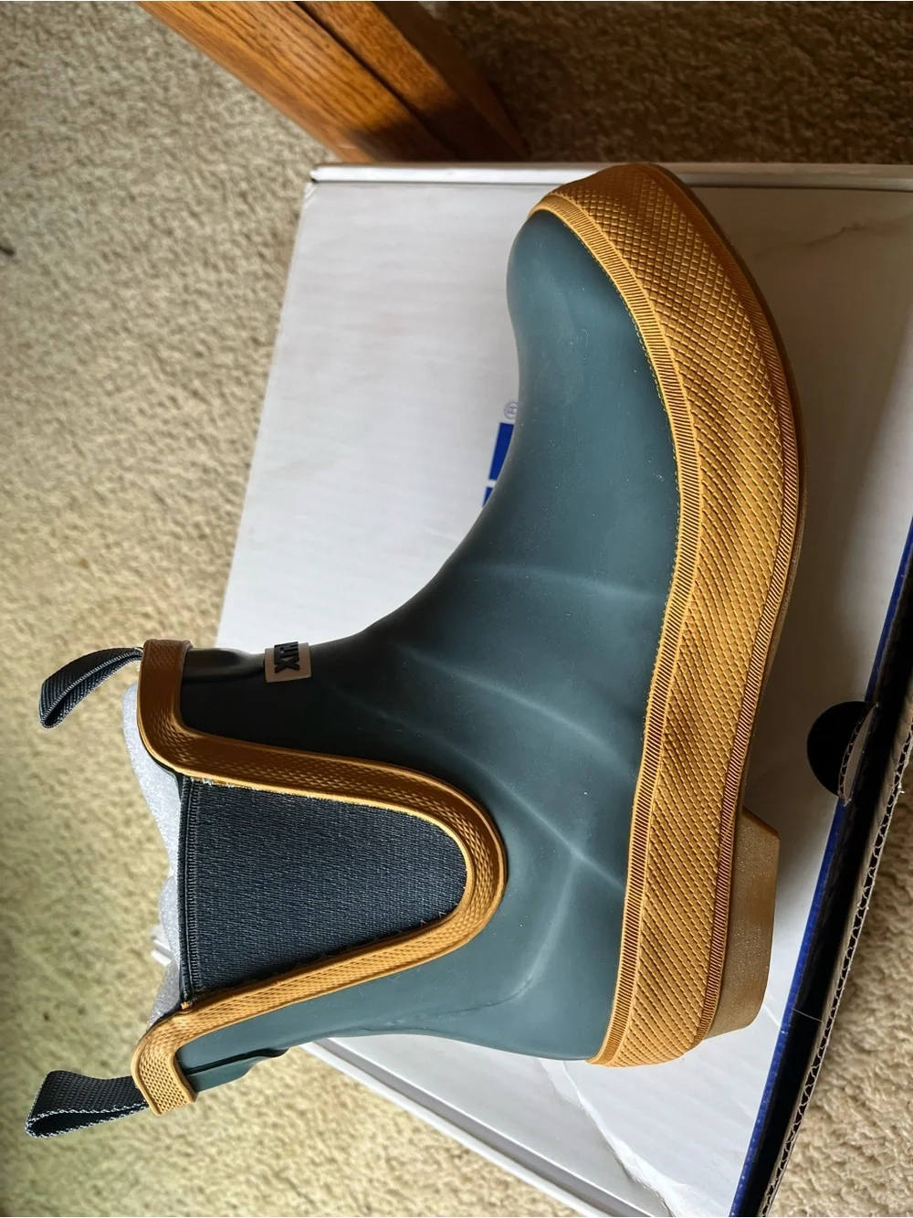 Xtratuf brand new